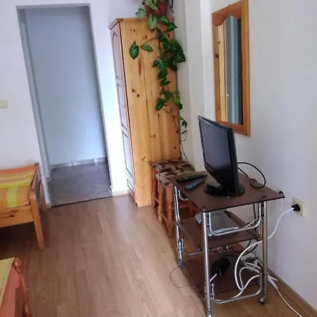 за гости маги Синеморец